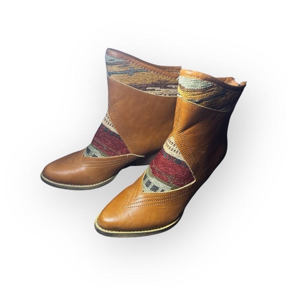 Sbicca Women's Leather and Textile Ankle Boots sz 6.5
